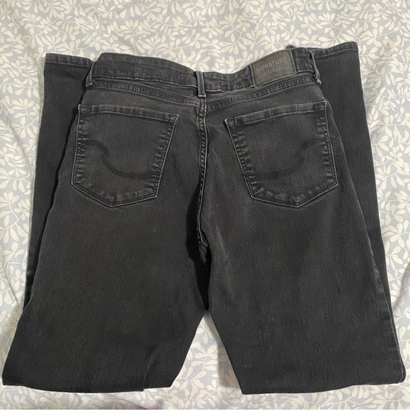 Stratus Levi’s jeans size 4 - Picture 2 of 4